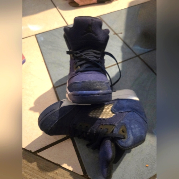 Big Boys sz. 2.5 Air Jordan 5 Retro - Picture 8 of 9